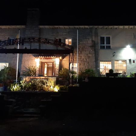 Hotel Sierra Oriente グアダラマ エクステリア 写真